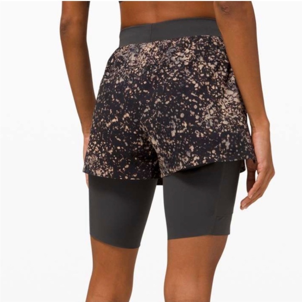 Lululemon Athletica LAB Alacer Short Brown and Tan Size 6 - Picture 2 of 5